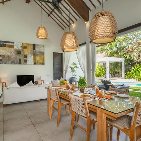Villa Alice By Villa Finder Seminyak Exterior foto