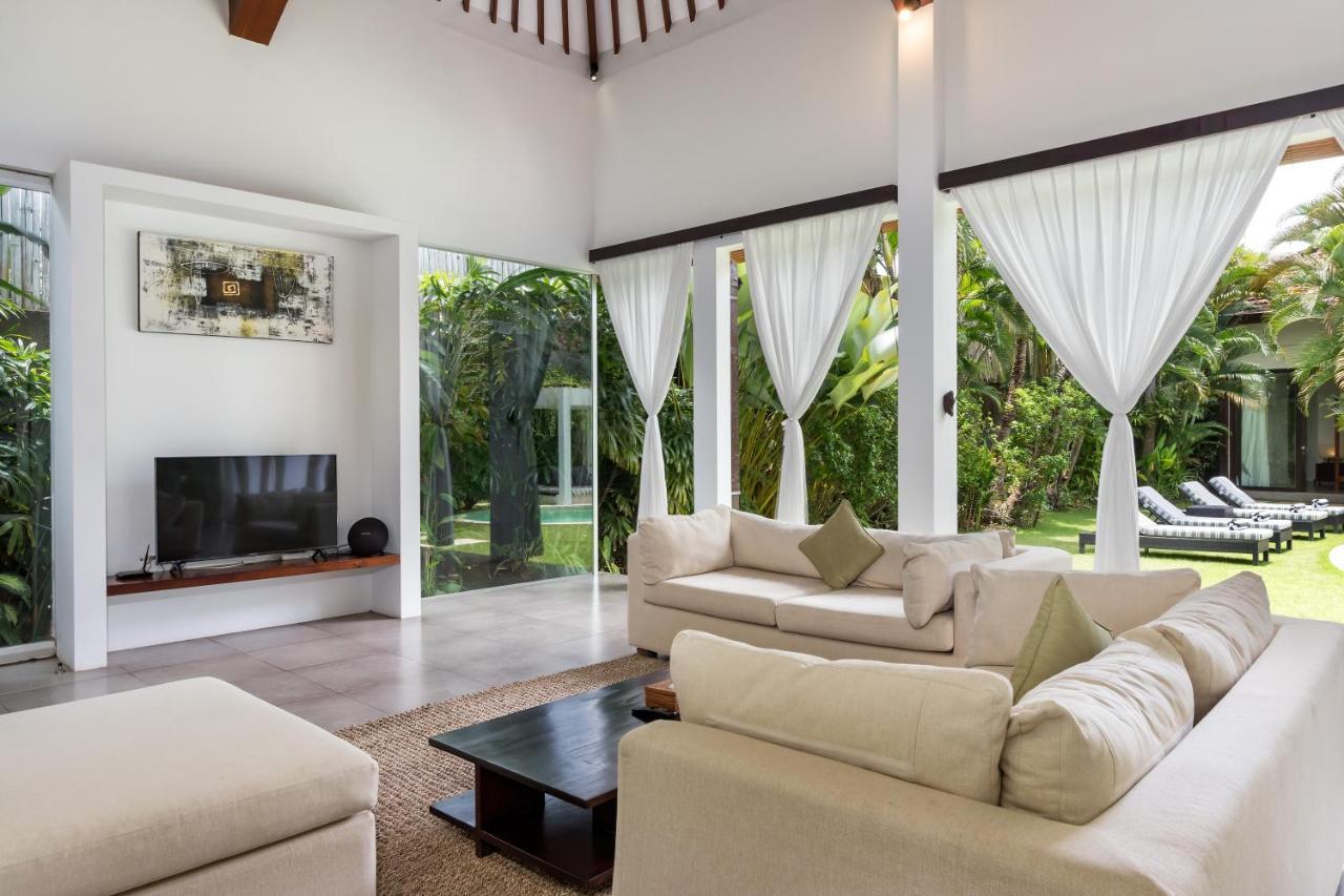Villa Alice By Villa Finder Seminyak Exterior foto